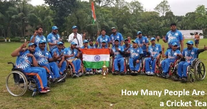 How Many People Are in a Cricket Team